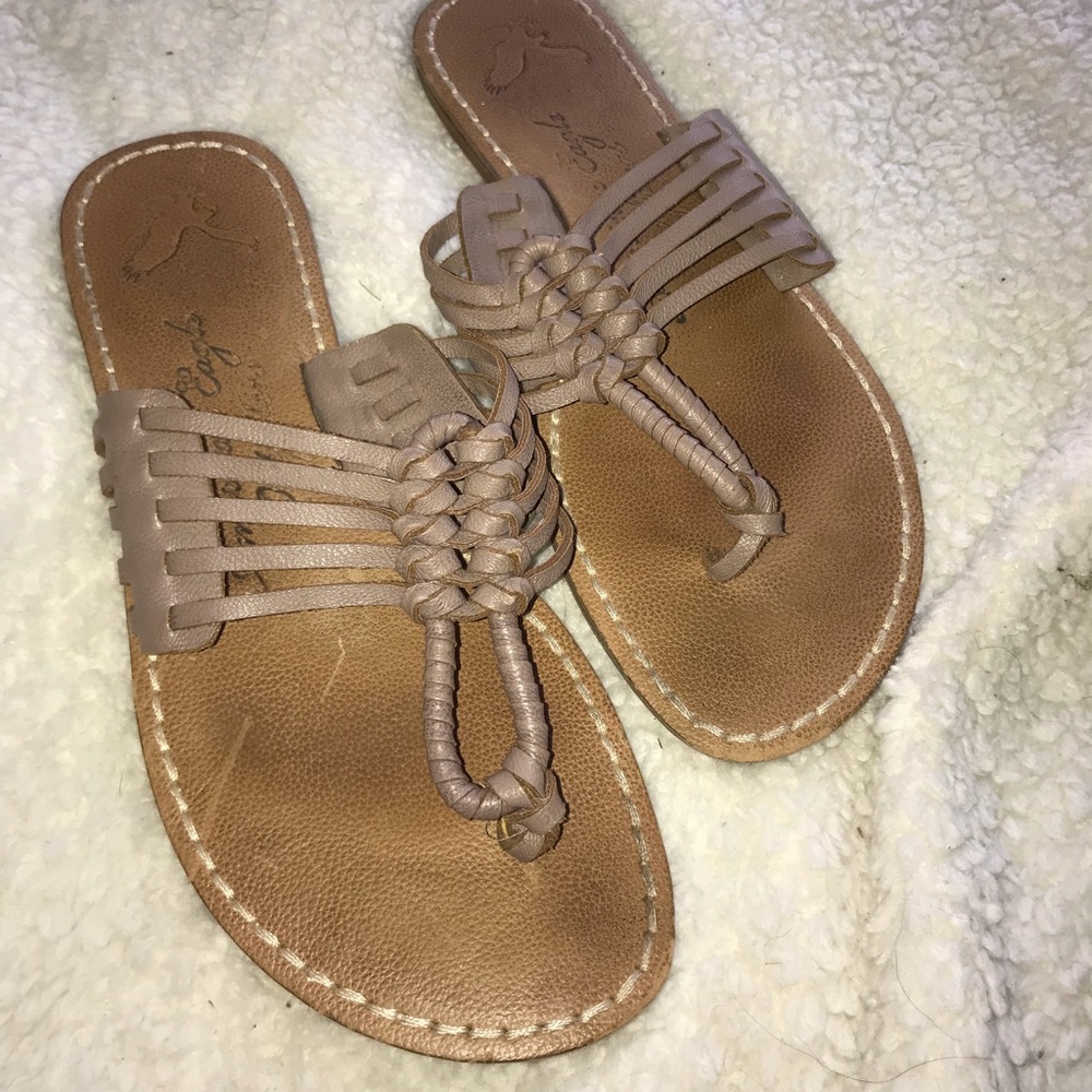 American Eagle Tan Flip Flops